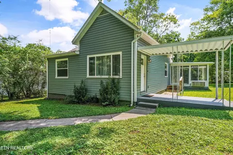 4201 Coster Rd, Knoxville, TN 37912