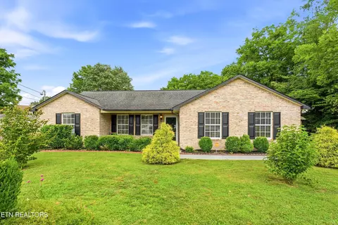 7200 Genoa Ln, Knoxville, TN 37918