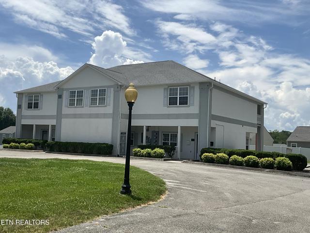 100 Village Way #E, Kingston, TN 37763