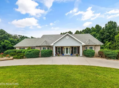 1620 Laramie, Seymour, TN 37865