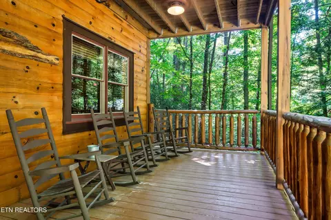 Exterior - 2339 Bogle Spring Loop, Sevierville, TN 37862 photo 8 of 17