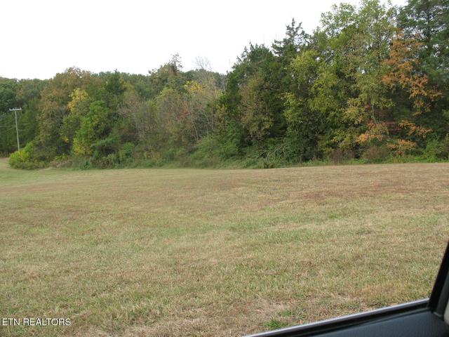 76157618 Twin Oak Ln, Corryton, TN 37721