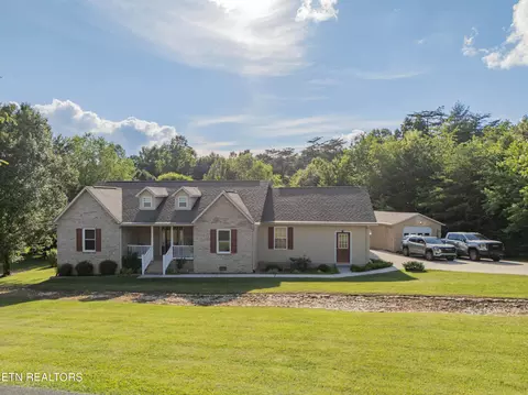 542 Sunset Ridge Dr, Crossville, TN 38571