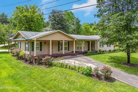 409 Pine St, Maynardville, TN 37807