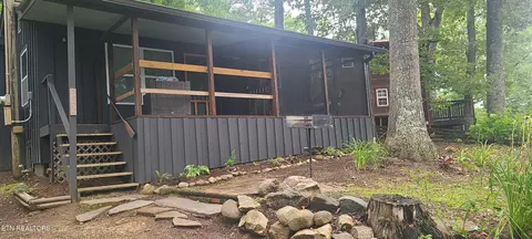 5804 Omega Dr, Tallassee, TN 37878