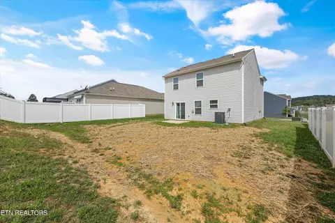 Exterior - 6892 Squirrel Run Ln, Corryton, TN 37721 photo 7 of 7