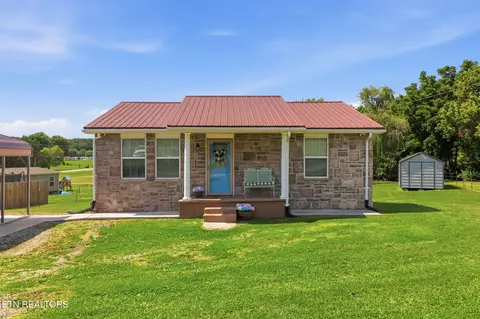 293 E Watkins Rd, Loudon, TN 37774