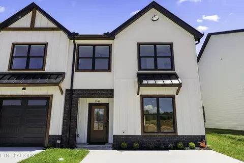 1341 Grace Ridge Dr, Sevierville, TN 37862