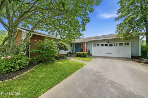 7712 Bennington Dr, Knoxville, TN 37909