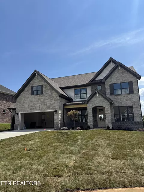 12924 Yorkshire Fog Ln, Farragut, TN 37934