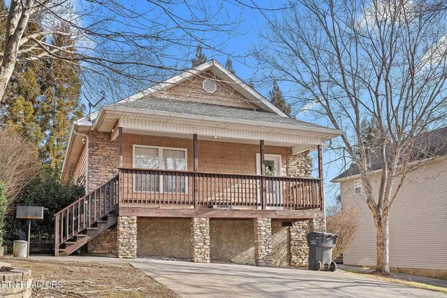 644 Lloyd Huskey Rd, Pigeon Forge, TN 37863