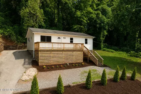 218 Jerry Ln, Knoxville, TN 37920