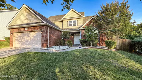 10908 Gable Run Dr, Knoxville, TN 37931