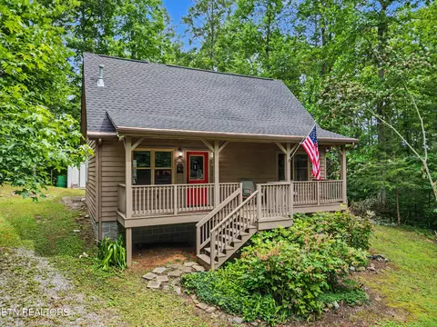 1006 Dry Valley Rd, Townsend, TN 37882