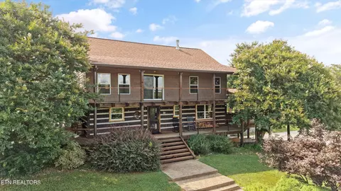 2132 Grey Ridge Rd, Maryville, TN 37801