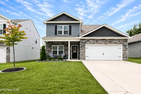 9803 War Admiral Ln, Knoxville, TN 37931