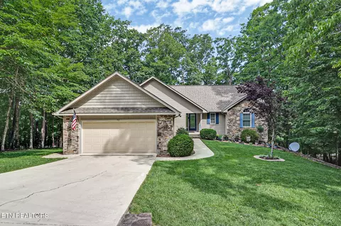 52 32 Harley Cir, Crossville, TN 38558