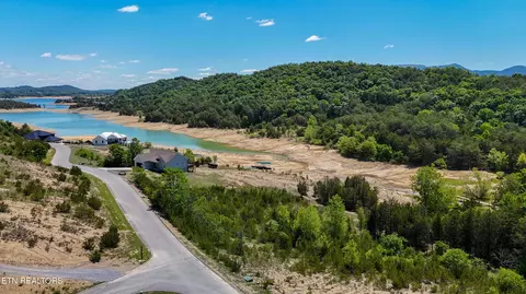 lot2 Emerald Pointe Blvd, Dandridge, TN 37725