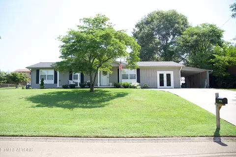 7820 Hallsdale Rd, Knoxville, TN 37938