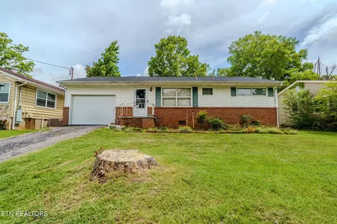2307 Peachtree St, Knoxville, TN 37920