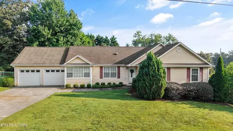 10605 Rivermist Ln, Knoxville, TN 37922