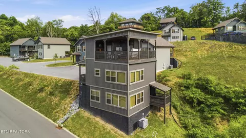 1654 Veterans Blvd #42, Sevierville, TN 37862