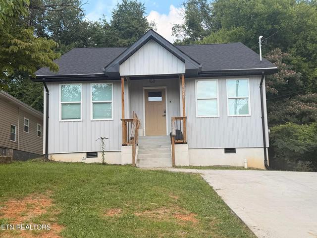 2015 Paris Rd, Knoxville, TN 37912