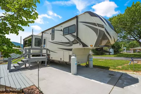 1020 Kildee St, Townsend, TN 37882