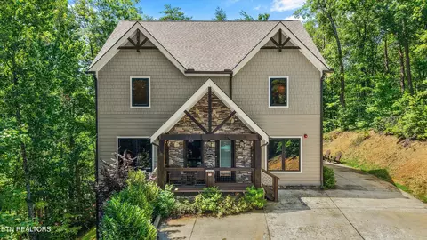 Undisclosed, Pigeon Forge, TN 37863