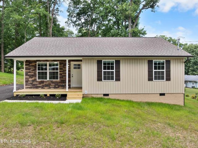 391 Summit Dr, Speedwell, TN 37870