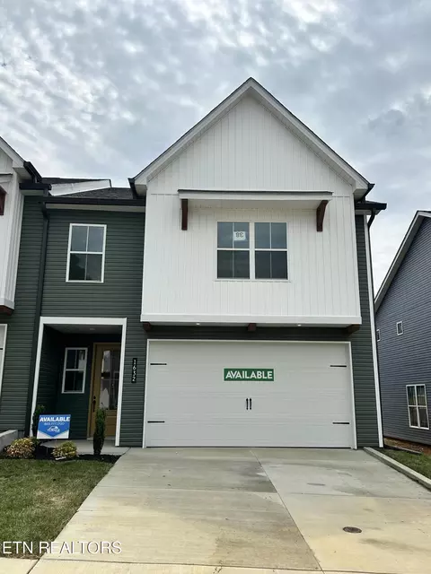 1632 Lateglow Way, Knoxville, TN 37931