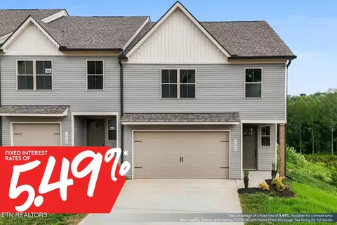 1626 Bennett Village Dr, Maryville, TN 37804