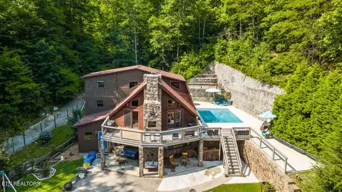 237 Foster Rd, Heiskell, TN 37754
