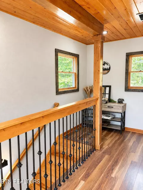 Entry Way - 237 Foster Rd, Heiskell, TN 37754 photo 4 of 4