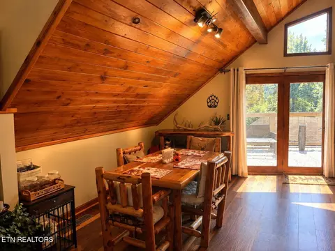Dining - 237 Foster Rd, Heiskell, TN 37754 photo 1 of 1