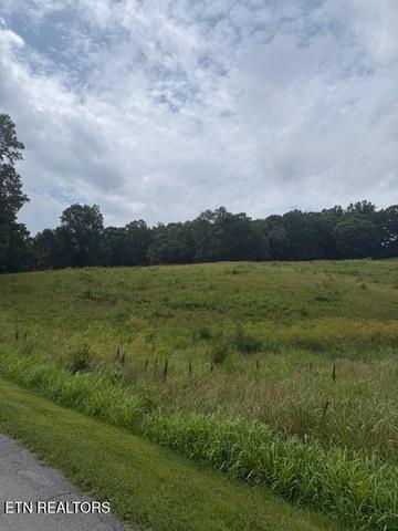 S Ridge Crest Rd, Luttrell, TN 37779