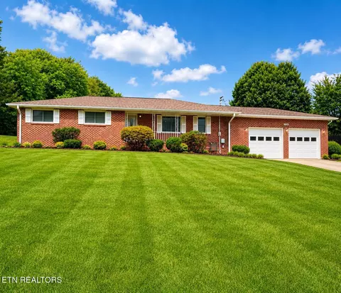 1072 Burnett Station Rd, Seymour, TN 37865