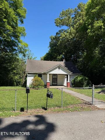 835 Spring Dr, Knoxville, TN 37920