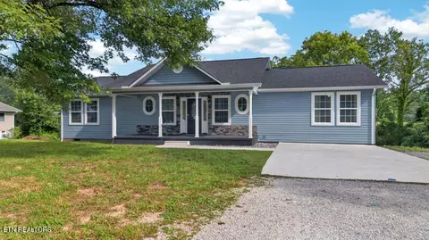 129 S Walden Dr, Harriman, TN 37748