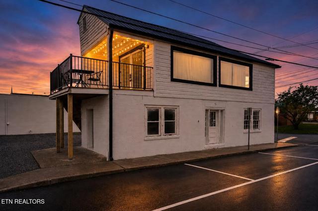 316 Court Ave, Sevierville, TN 37862