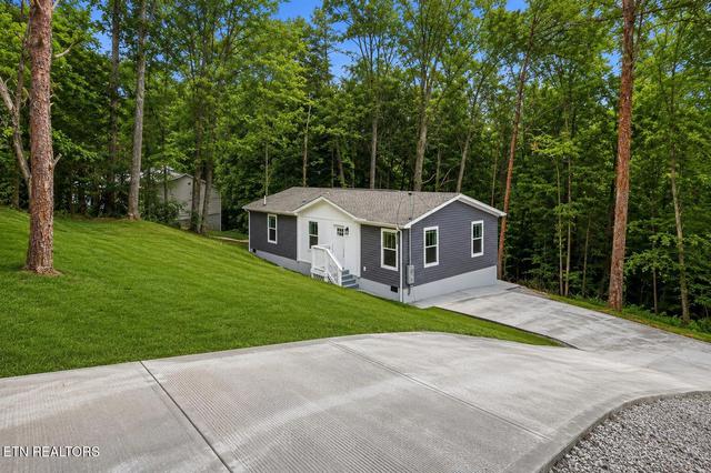 6504 Milroy Ln, Knoxville, TN 37918