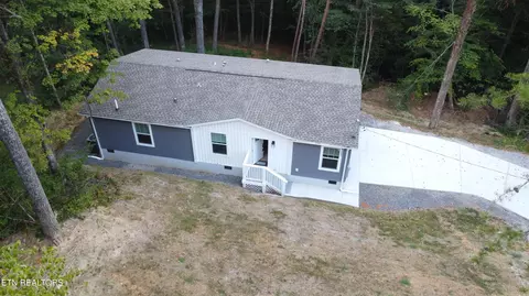 6504 Milroy Ln, Knoxville, TN 37918