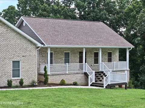Exterior - 413 Chippewa Ln, Rutledge, TN 37861 photo 5 of 8