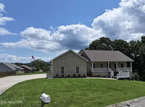 Exterior - 413 Chippewa Ln, Rutledge, TN 37861 photo 7 of 8