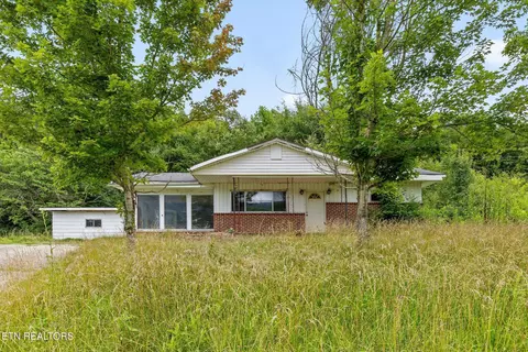 145 Pecan St, Whitwell, TN 37397