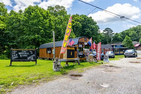 10905 New Highway 68, Tellico Plains, TN 37385