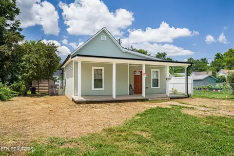 427 Oglewood Ave, Knoxville, TN 37917