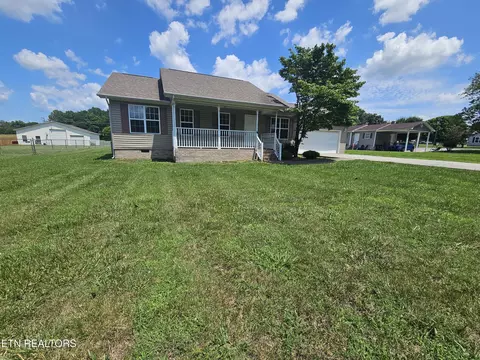 1017 Meek St, Madisonville, TN 37354