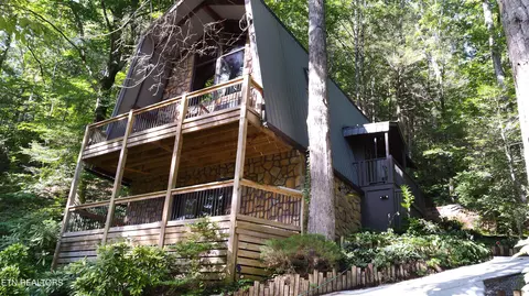 6237 Old Walland Hwy, Walland, TN 37886