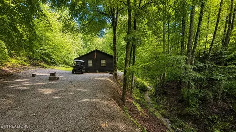 204 Black Fox Harbor Rd, Washburn, TN 37888